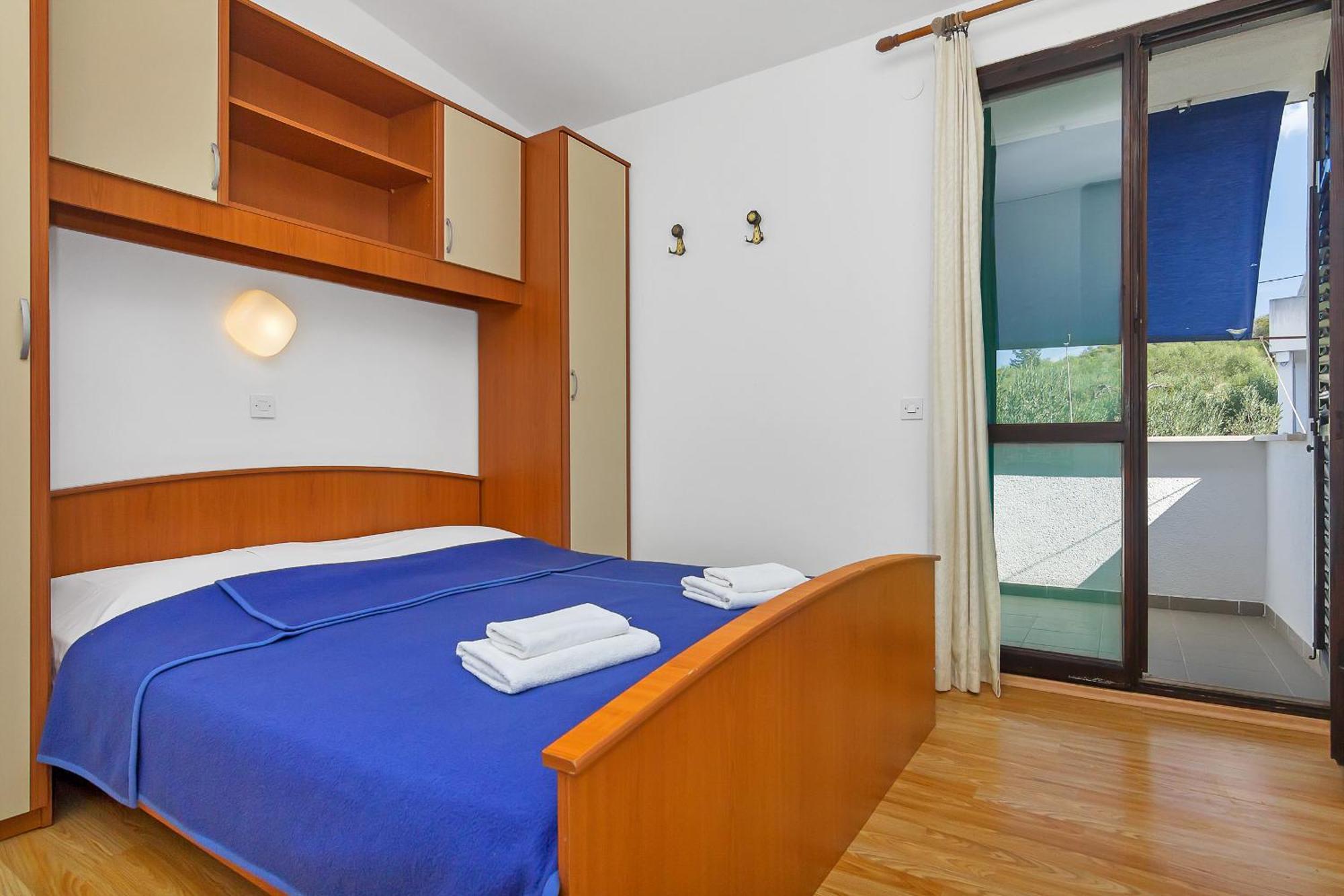 Apartmani Cico Gdinj Exteriör bild